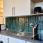 1 Bedroom Near Cavrois - Appartement *