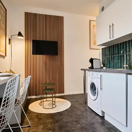 1 Bedroom Near Cavrois - Croix