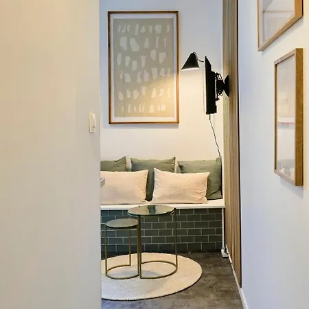 Apartmán 1 Bedroom Near Cavrois - *